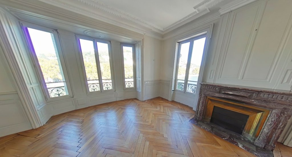 Appartement à louer, 6 pièces, 220 m², Lyon 2eme Arrondissement