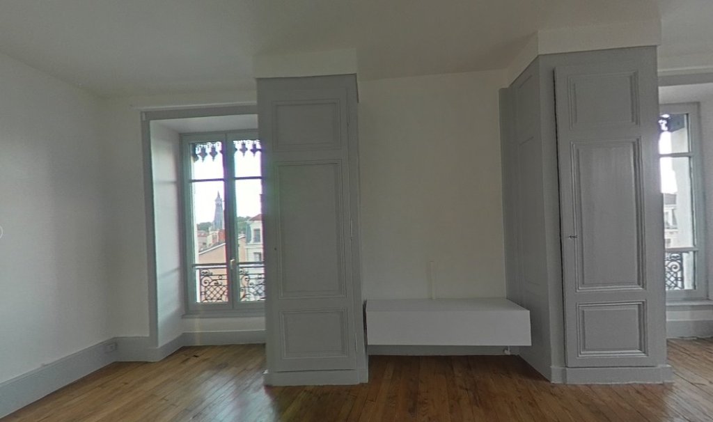 T2 RUE OCTAVIO MEY LYON 5E - Photo 2