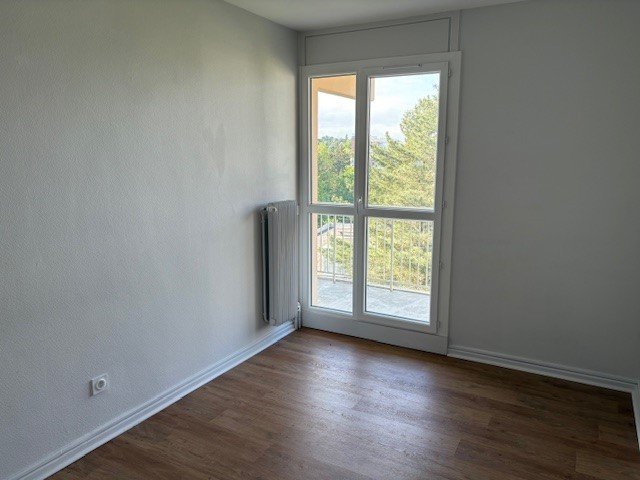 APPARTEMENT T4  //  STE FOY LES LYON - Photo 4