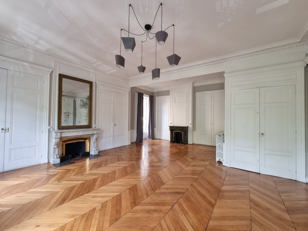 Appartement T4 // QUAI SAINT-ANTOINE 69002 LYON - Photo 2