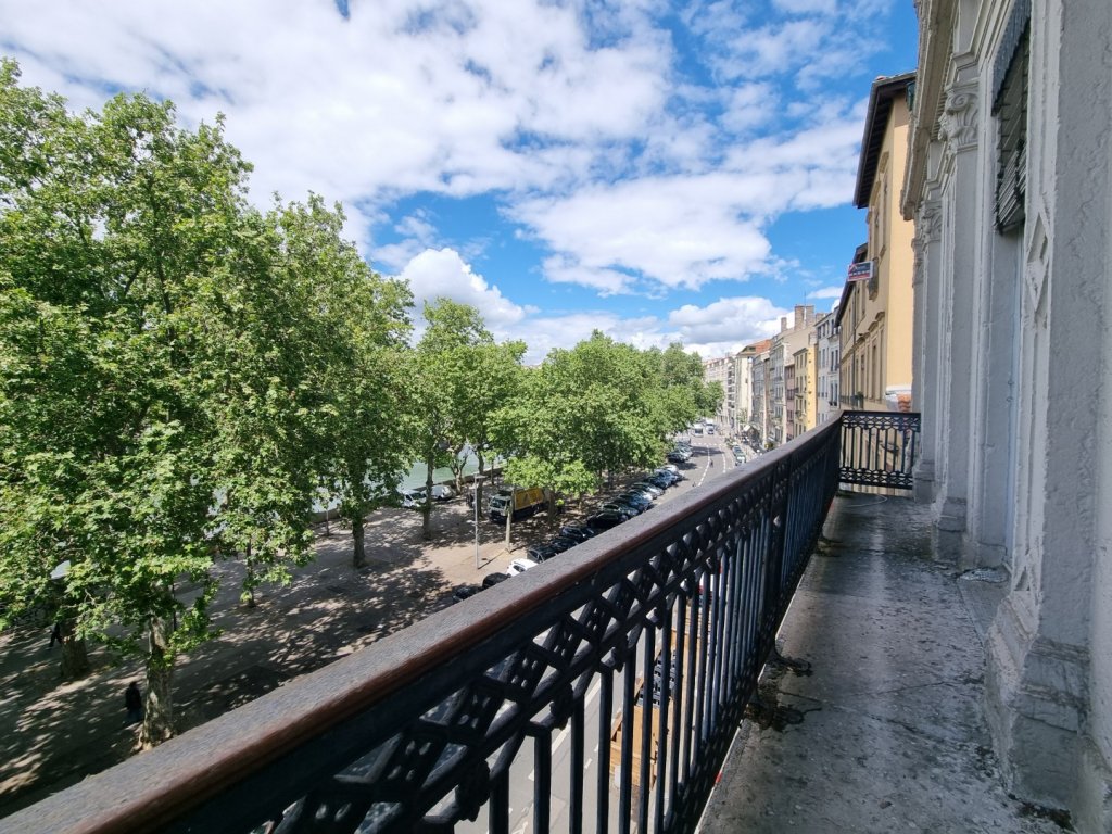Appartement T4 // QUAI SAINT-ANTOINE 69002 LYON - Photo 3
