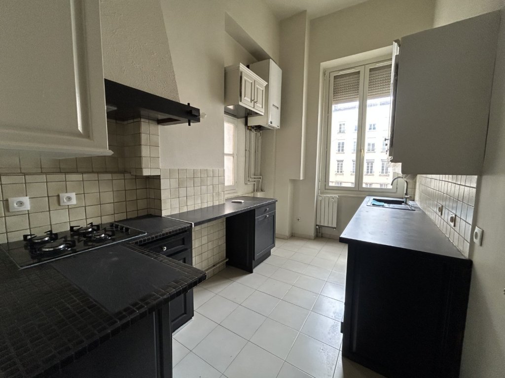 Appartement à louer, 5 pièces, 137 m², Lyon 2eme Arrondissement