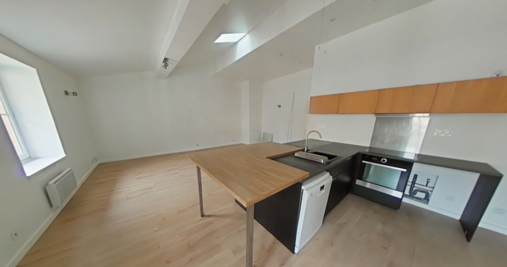 Appartement à louer, 3 pièces, 75 m², Lyon 5eme Arrondissement