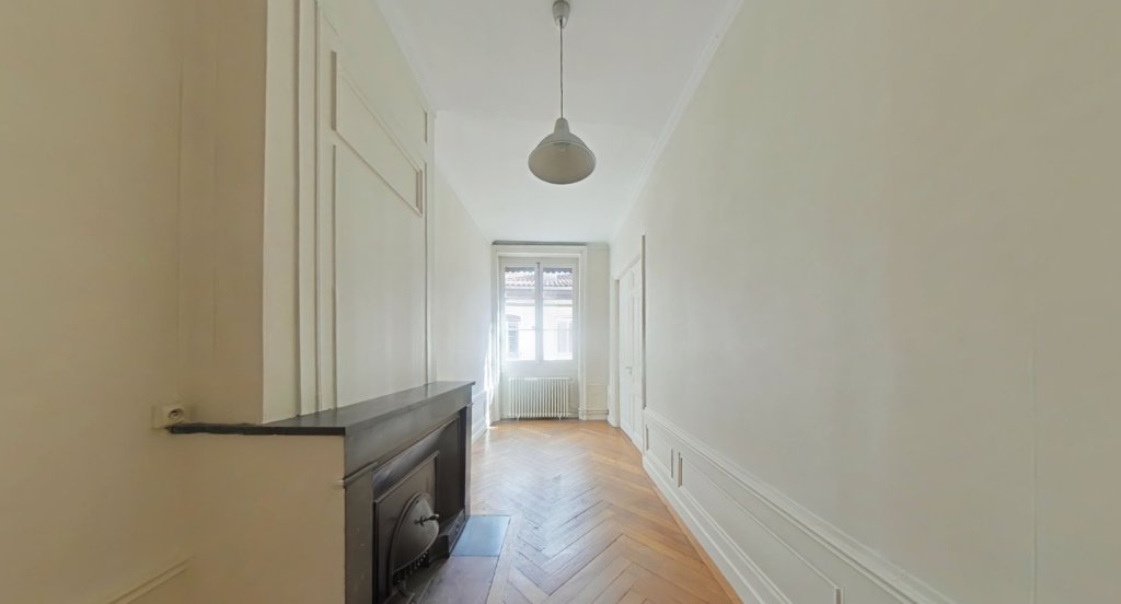 APPARTEMENT 7 PIECES // LYON 2EME - Photo 5