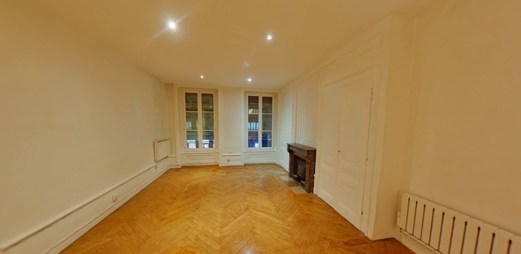 Appartement à louer, 2 pièces, 65 m², Lyon 3eme Arrondissement
