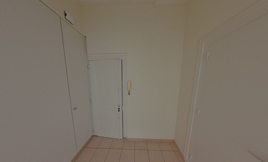 APPARTEMENT T2 // RUE JUSSIEU - Photo 5