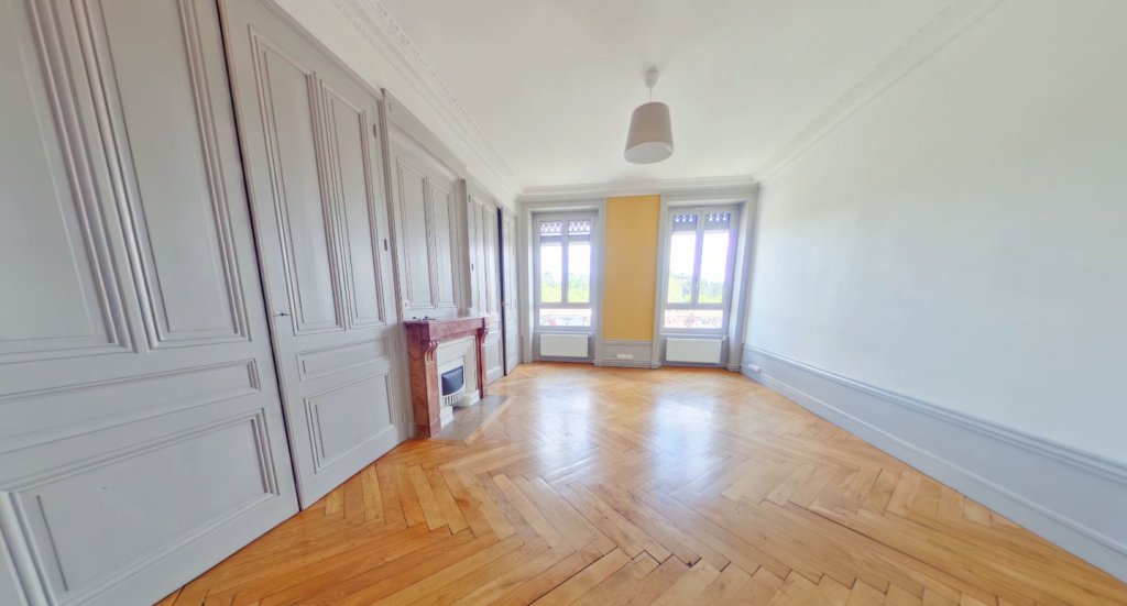 Appartement à louer, 3 pièces, 78 m², Tassin La Demi Lune