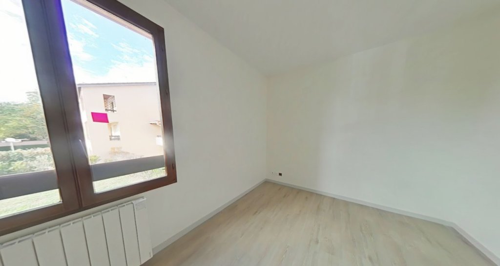 Appartement T3 // Avenue de Gadagne 69230 Saint-Genis-Laval - Photo 5