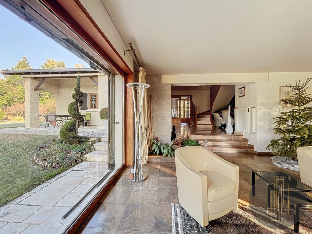 GLEIZE CENTRE - Maison de famille 240 m² - 4 chambres - 1 580 m² de terrain - Photo 3