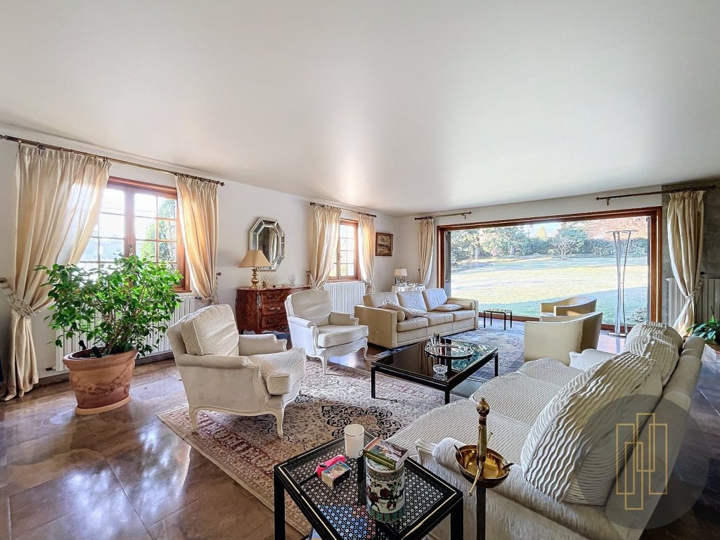 GLEIZE CENTRE - Maison de famille 240 m² - 4 chambres - 1 580 m² de terrain - Photo 4