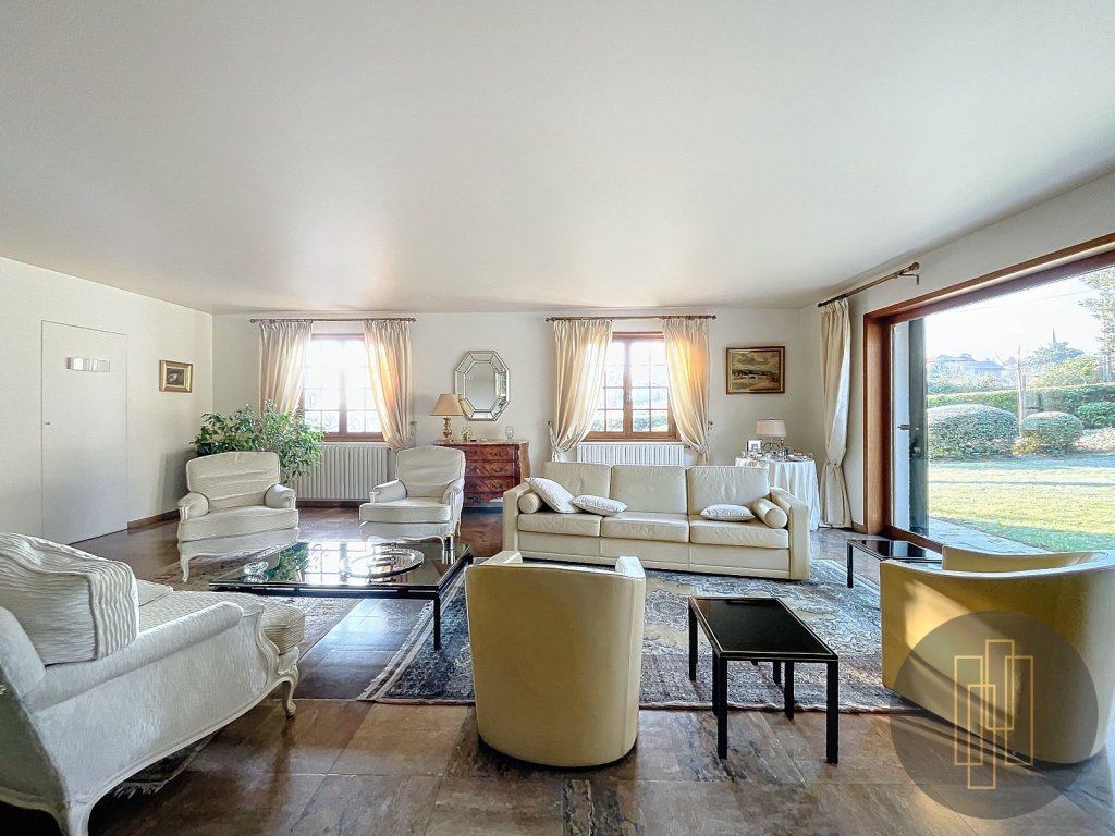 GLEIZE CENTRE - Maison de famille 240 m² - 4 chambres - 1 580 m² de terrain - Photo 5