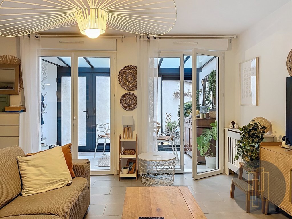 Rare à Charpennes - Villeurbanne : Maison avec jardin et stationnement - Photo 3