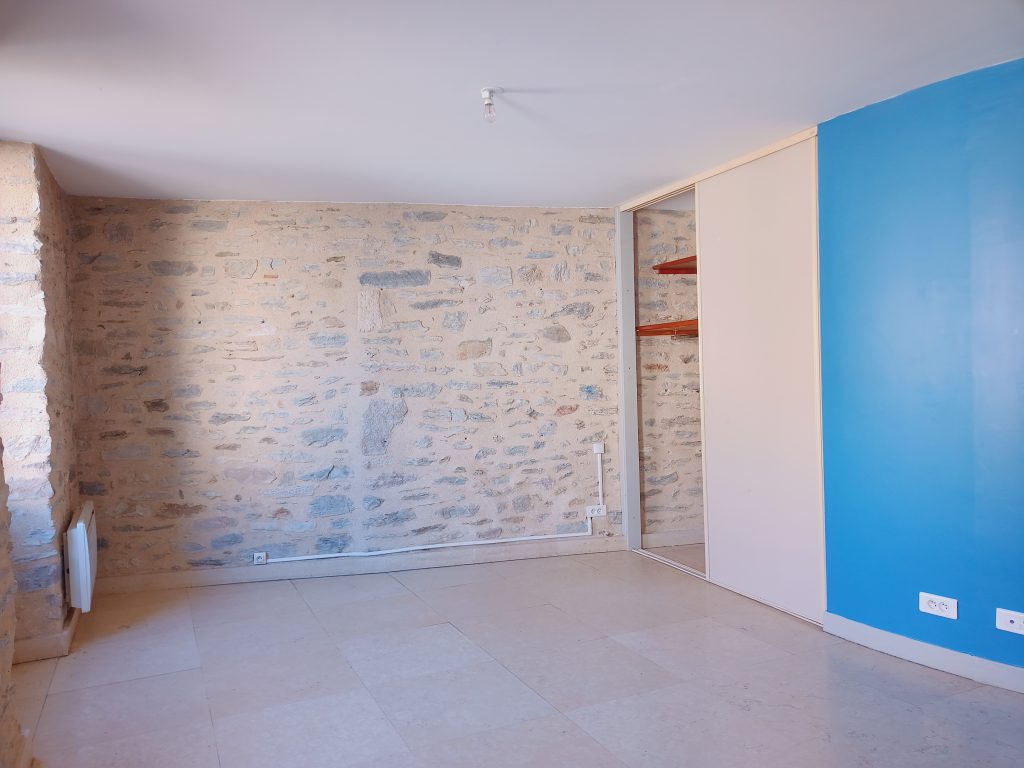A LOUER STUDIO - ST PONS DE THOMIERES 34220 - Photo 5