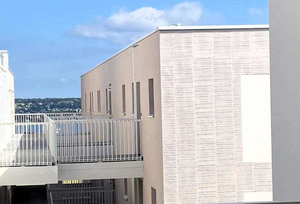 A VENDRE EXCLUSIVITE APPARTEMENT NEUF T2 45 M² AVEC PLACE DE PARKING LE RODY 29490 GUIPAVAS - Photo 3