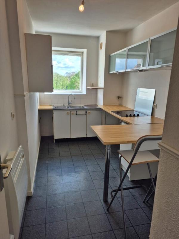 VILLEPREUX A VENDRE APPARTEMENT T2 46.53 M2 AVEC BALCON - Photo 3