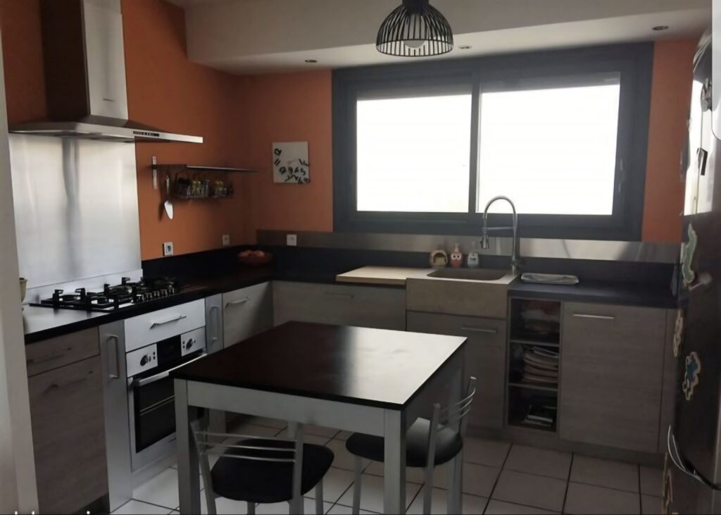 Mauguio – Ensemble immobilier : résidence principale + 5 appartements - Photo 4