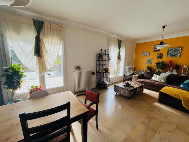 A VENDRE BELLE MAISON MARCIGNY  71110 - Photo 3