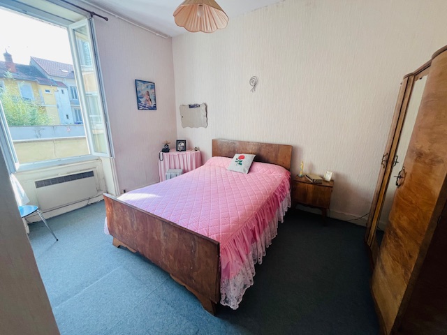 A VENDRE POUR INVESTISSEUR ROANNE  42300 - Photo 3
