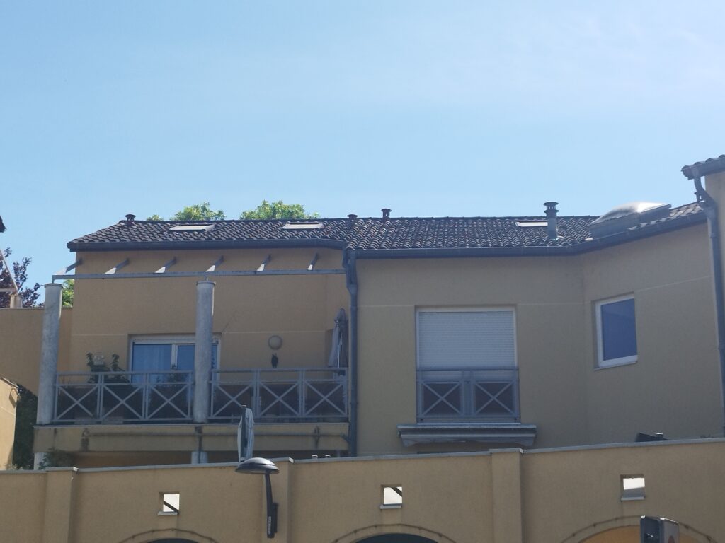 A VENDRE APPARTEMENT DUPLEX 69270 FONTAINES SUR SAONE - Photo 4