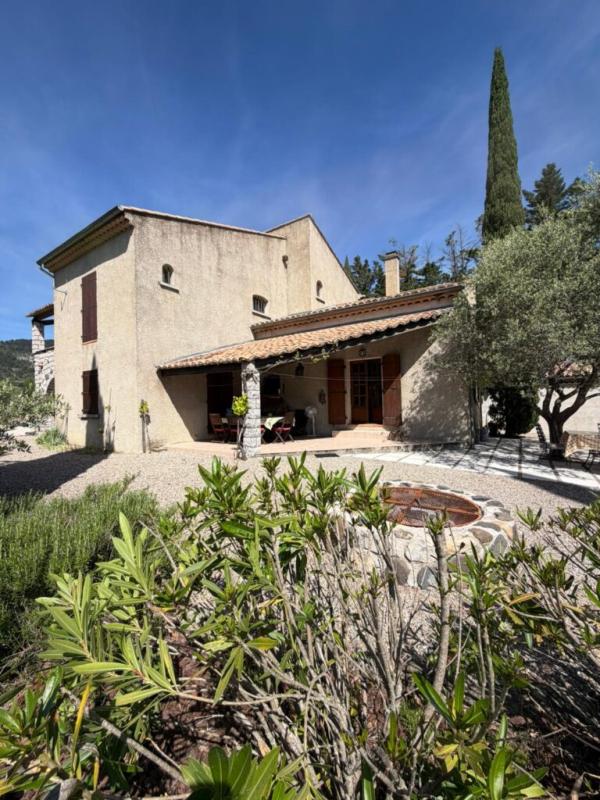 Maison à vendre, 16 pièces, 330 m², Alba La Romaine