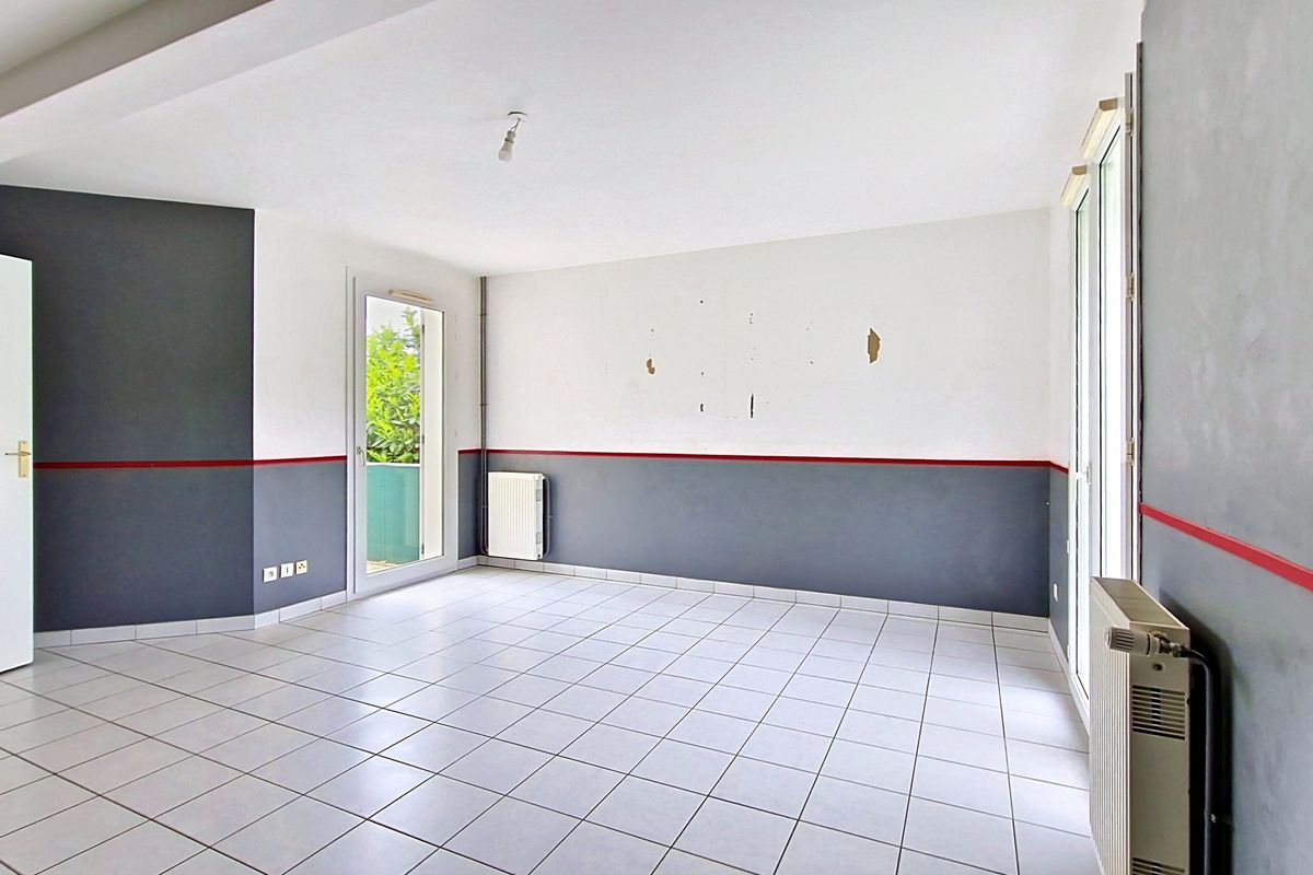Maison T5 109 m² – 4 chambres – garage – terrain 340 m² – Saint-Forgeux