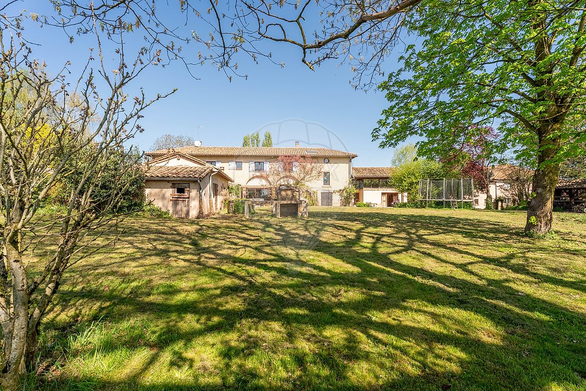 Maison 6 chambre(s) à vendre