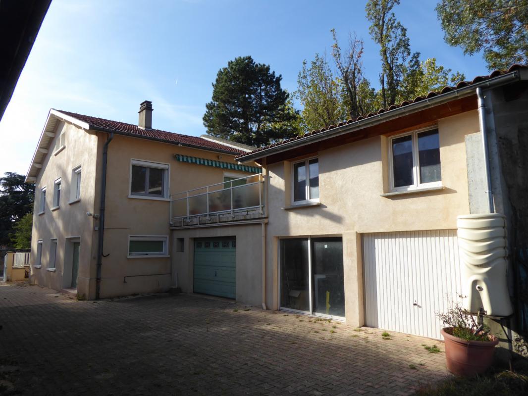 VILLA AVEC APPARTEMENTS ET TERRAIN - Photo 2