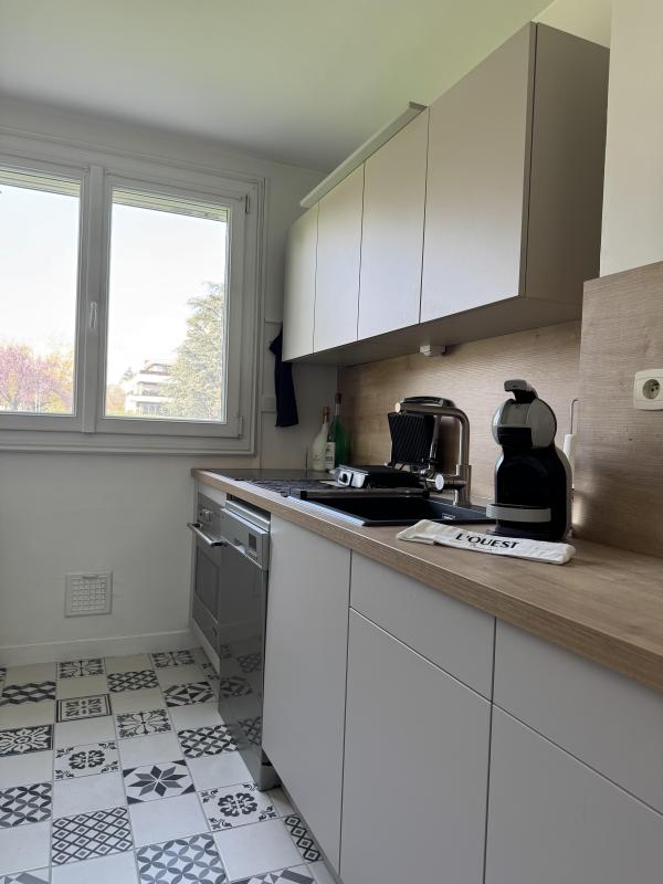 Appartement 2 pièces Champagne-au-Mont-d'Or - 215000 €