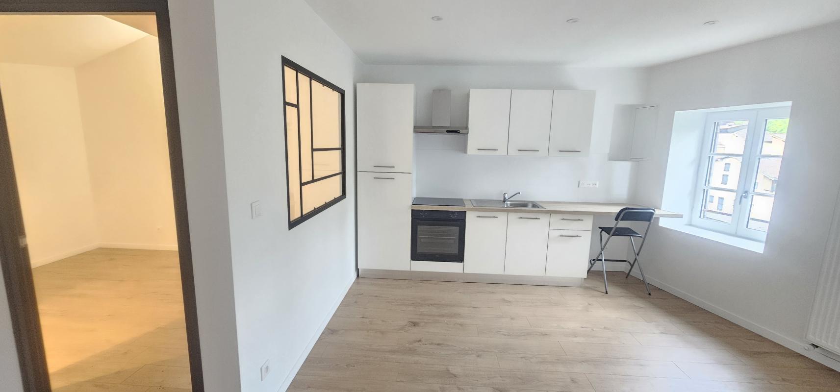 Appartement 2 pièces Sain Bel - 150000 €