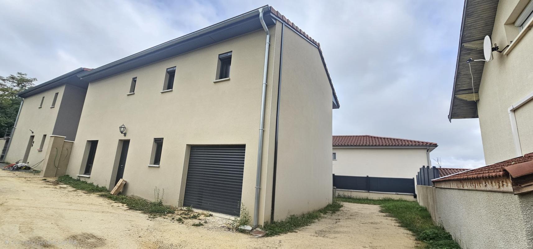Maison 4 pièces Serezin du Rhône - 395000 €
