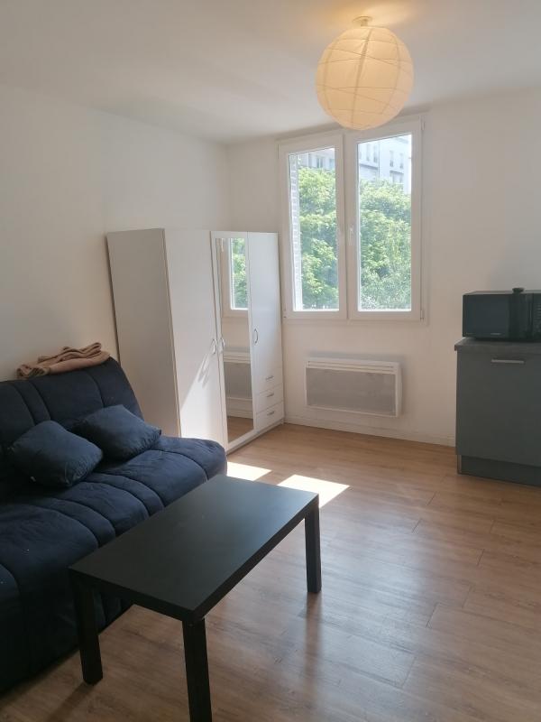 STUDIO MEUBLE LYON 7/MANUFACTURE DES TABACS 21 m² - Photo 2