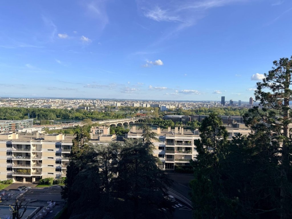 Appartement à louer, 3 pièces, 82 m², Caluire Et Cuire