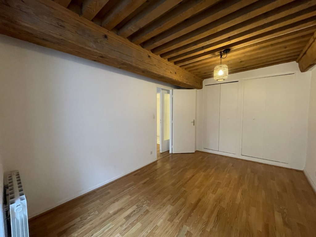 T2 - Photo 3