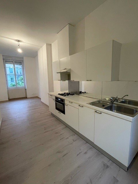 T2 - Photo 2