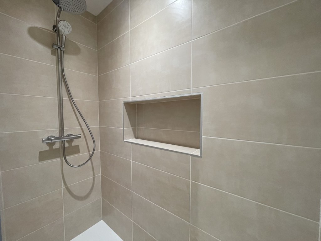 T4 - Photo 5