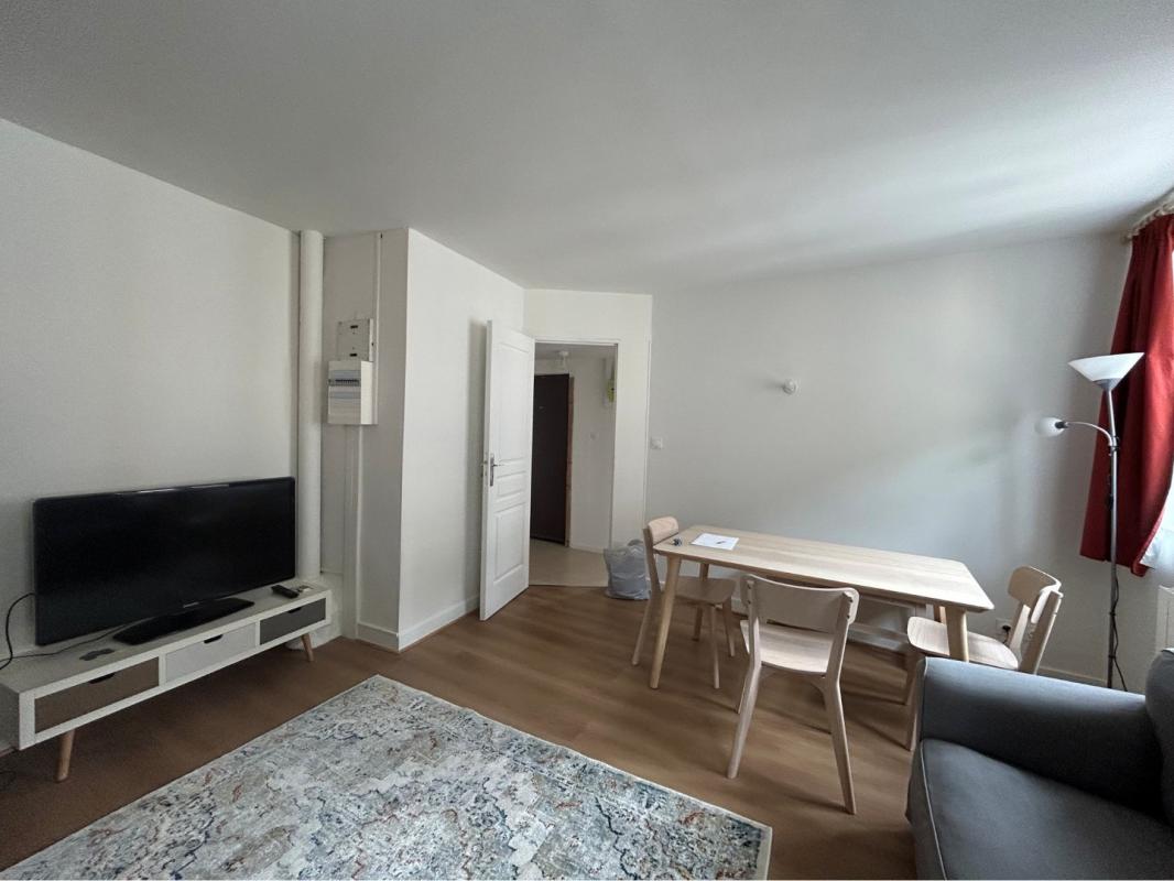 Appartement meublé avec 1 CHAMBRE + COIN NUIT