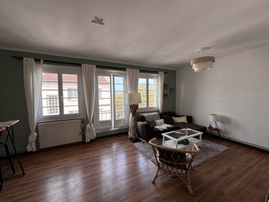 Appartement à louer, 3 pièces, 57 m², Champagne Au Mont D Or