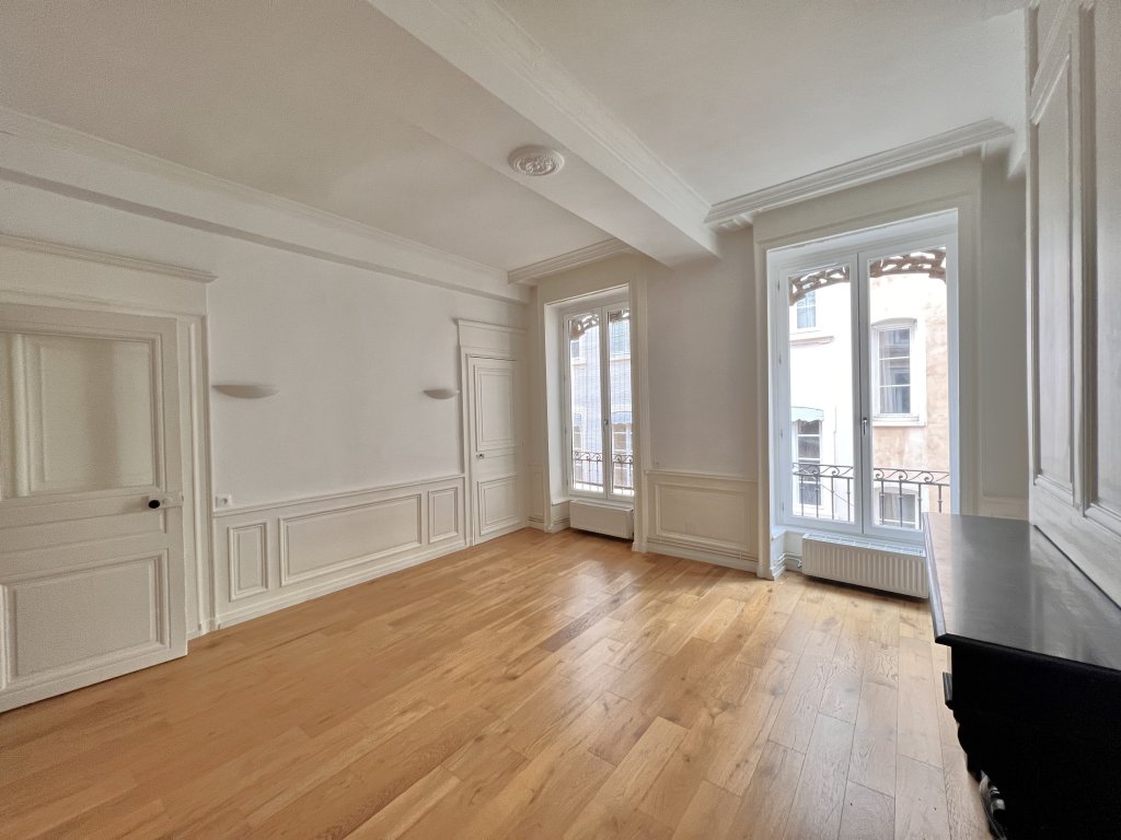 T3 D'EXCEPTION AVEC TERRASSE / PROXIMITE PLACE SATHONAY - Photo 5