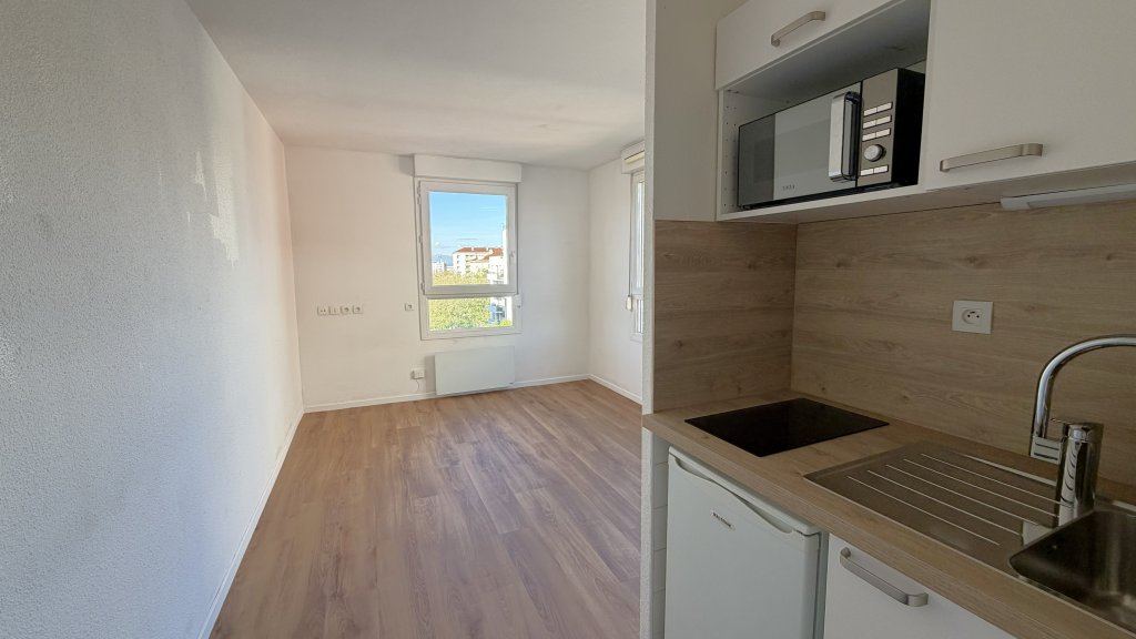 Appartement à louer, 1 pièces, 25 m², Lyon 8eme Arrondissement