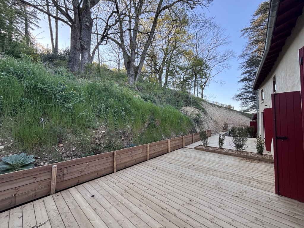 Charbonnières-les-Bains - Domaine de la Ferrière / T2 DUPLEX avec TERRASSE - Photo 2