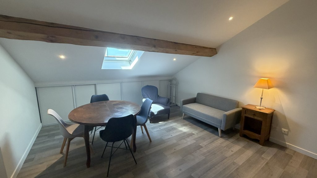STUDIO MEUBLE - Rue de Marseille - Secteur Jean MACE - Photo 3
