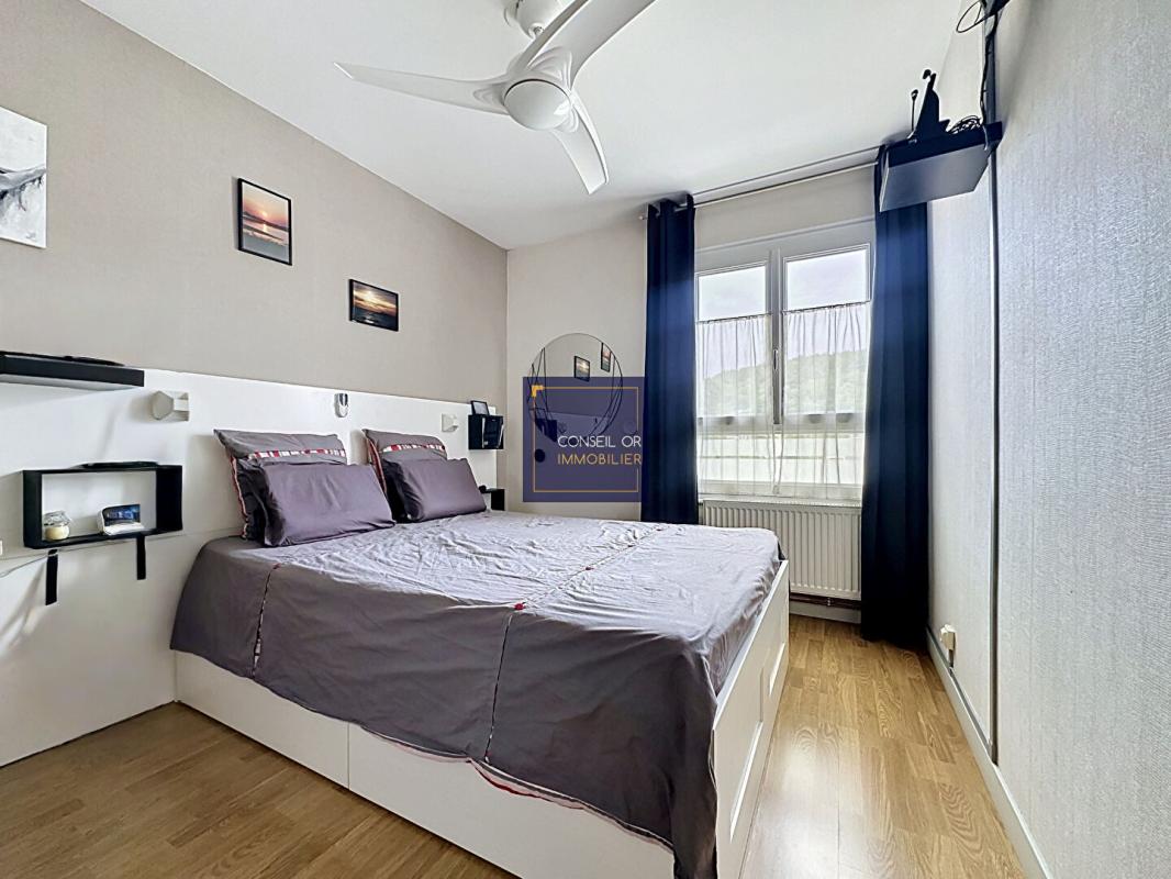 Appartement Brignais - hyper centre - T4