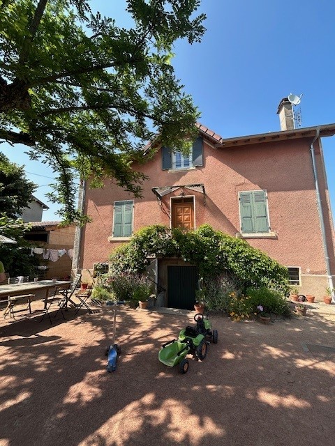 Maison avec beaucoup de cachet