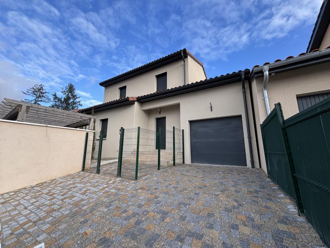 MAISON NEUVE T4 de 97 m² à REGNIER DURETTE