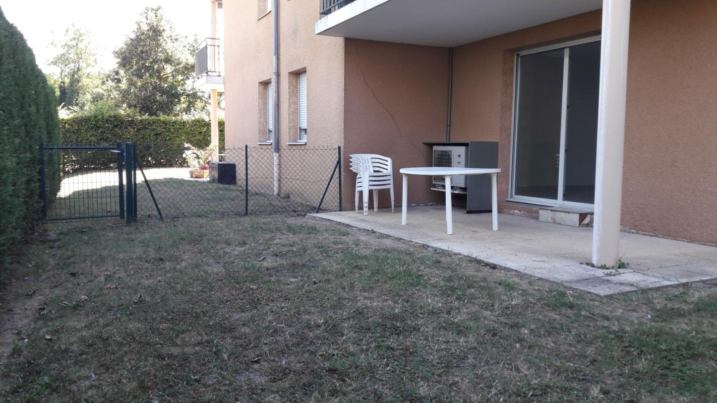 A PONT DE VEYLE, appartement T2 meublé en RDJ de 43.89m² !