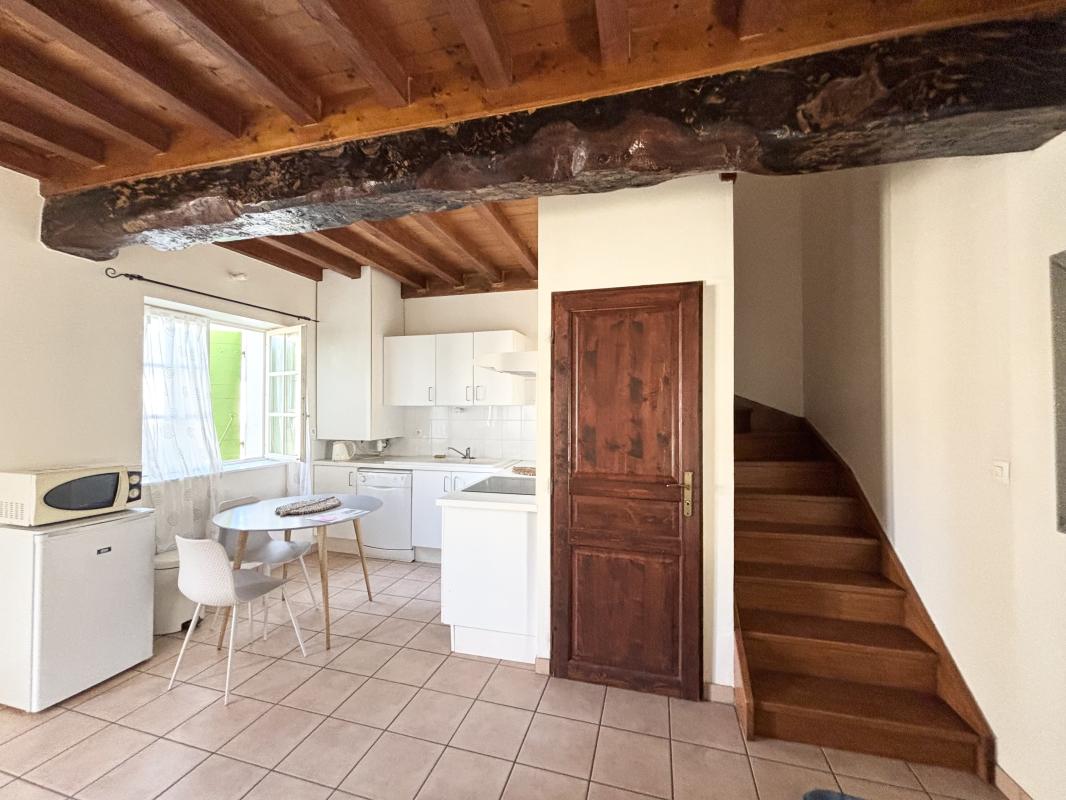 A LOUER – T2 DUPLEX MEUBLE A REYRIEUX