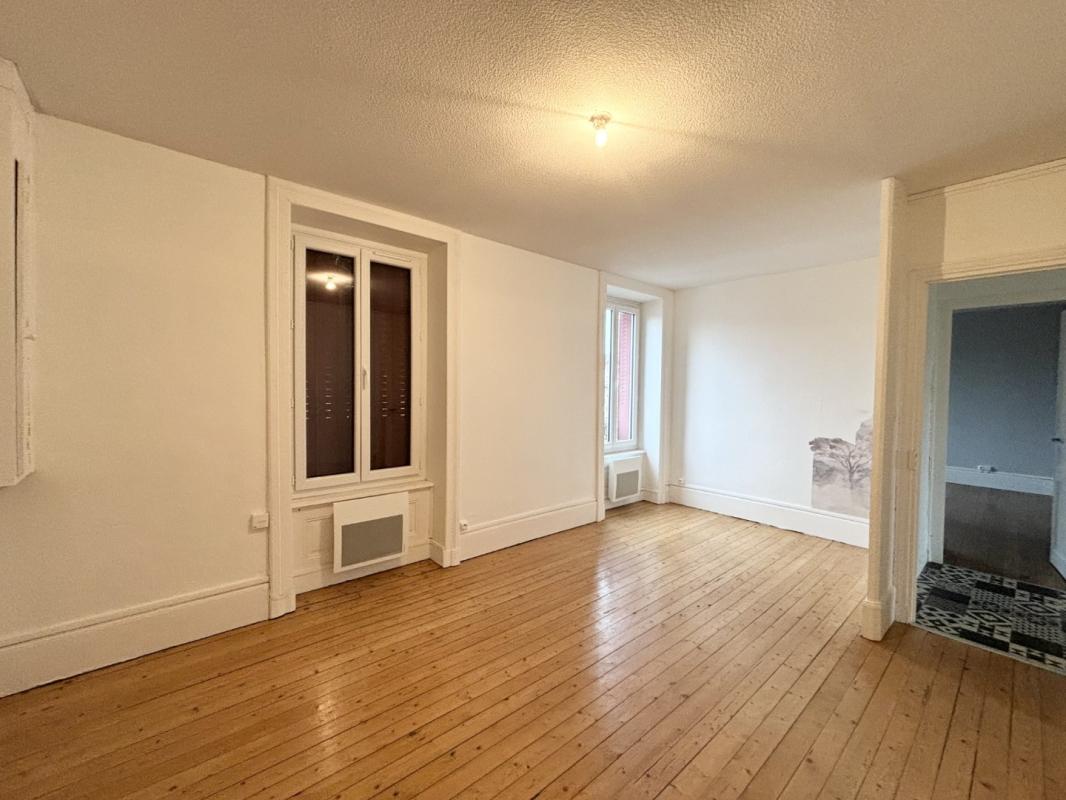 Appartement T3 lumineux de 63 m² au coeur de FLEURIE