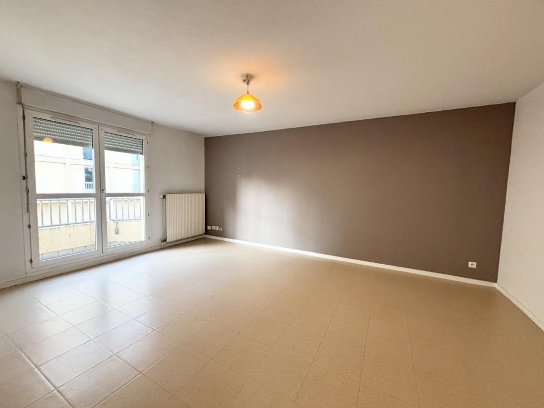 Appartement T5 de 96 m² à SAINT LAURENT SUR SAONE dans copropriété sécurisée !