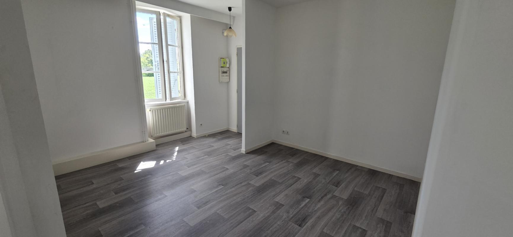 Sur LANCIE, T3 lumineux de 51m² !