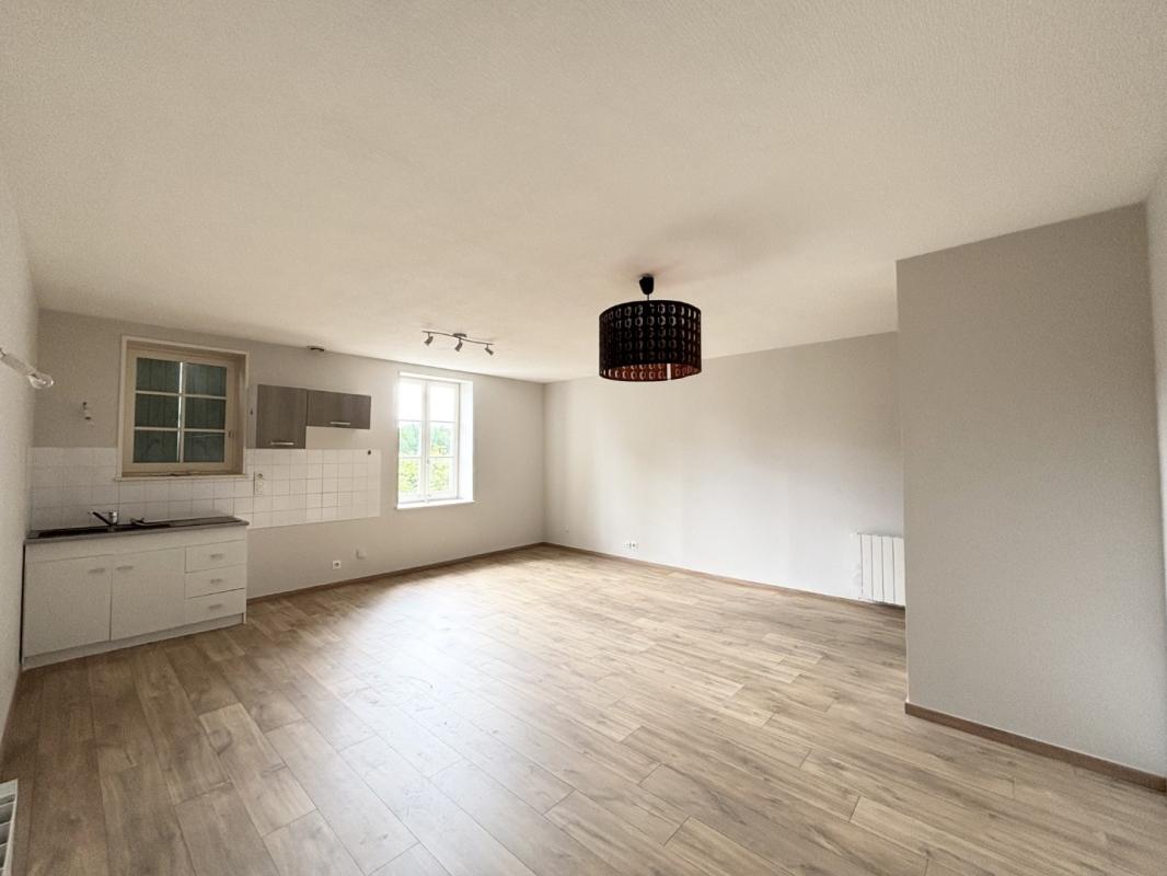 Au centre de MESSIMY SUR SAONE,T4 de 77m² !